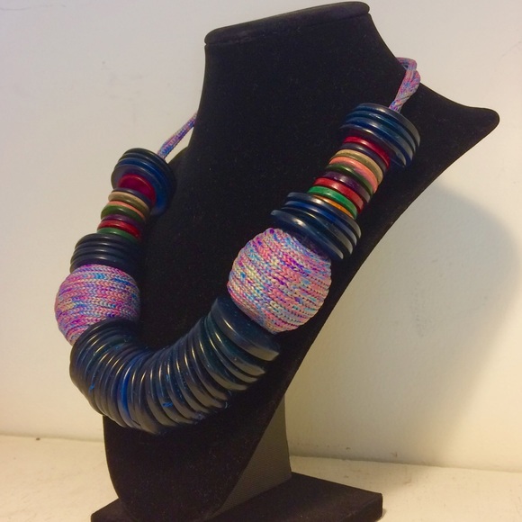 Unique Necklace - Picture 1 of 2